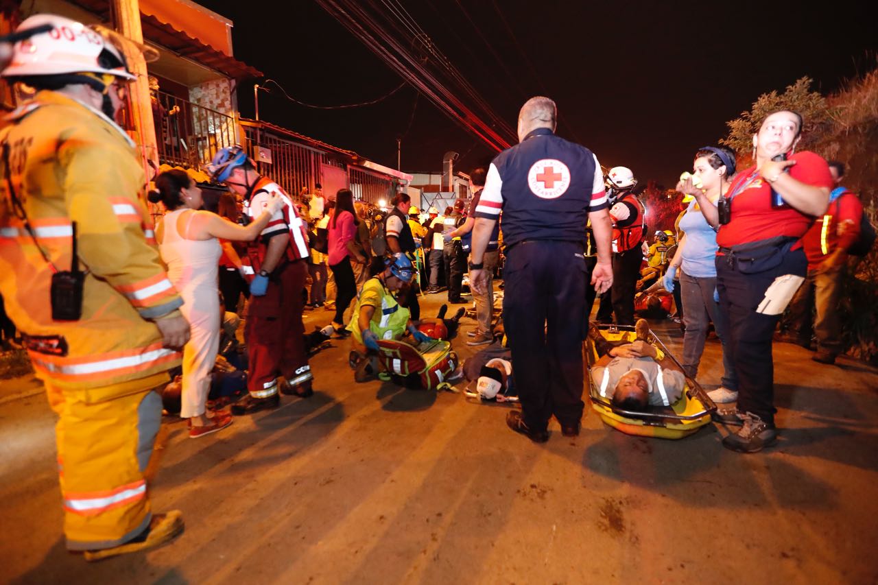 Choque de trenes en Costa Rica deja más de 100 heridos