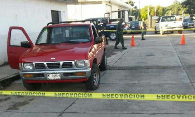 Jornada violenta deja cuatro muertos en Michoacán - Cuerpos-Michoacán-4-Tacámbaro
