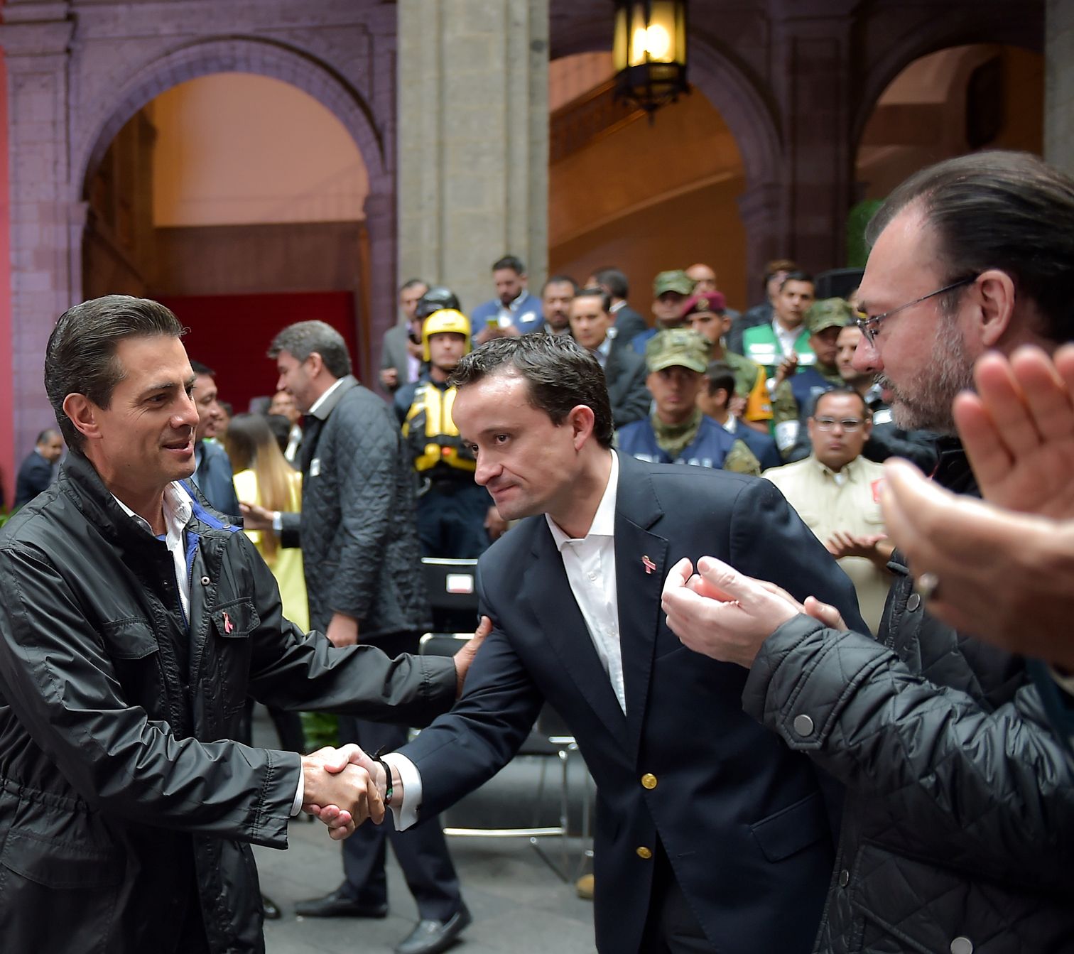 Amor y pasión por el país son la fortaleza de los mexicanos: Peña Nieto - Entrega-de-Reconocimientos-Rescatistas-Peña-Nieto-4