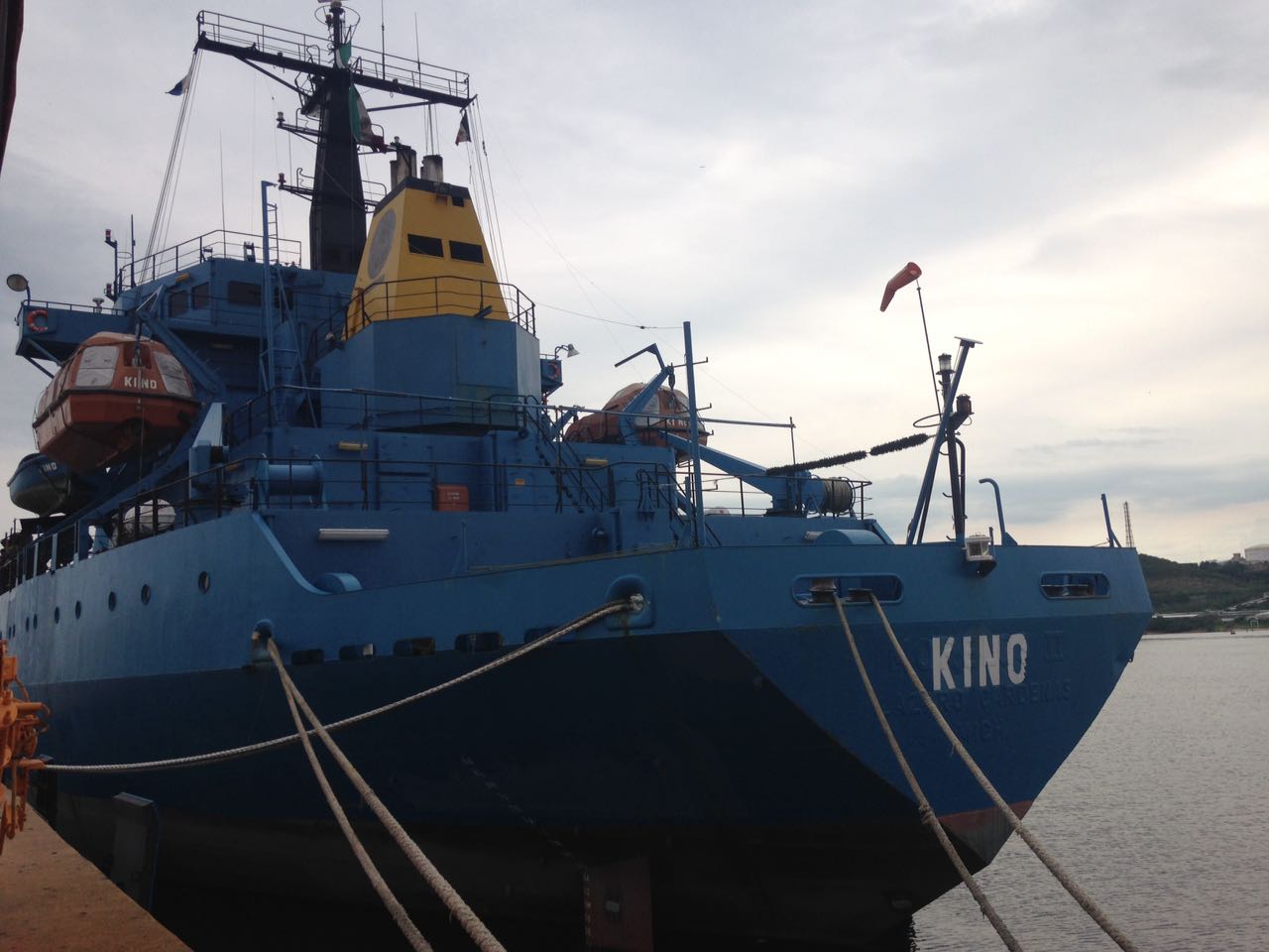 Llega buque de la Marina con 117 toneladas de ayuda a Oaxaca