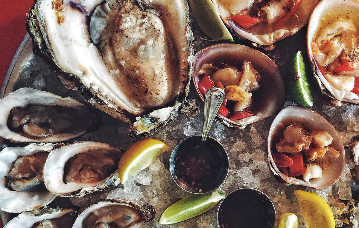 Publican lista de los 50 mejores restaurantes de América Latina - La-Docena-Oyster-Bar-Grill