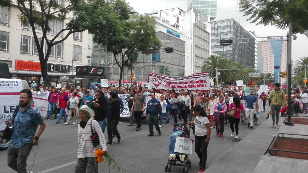 Damnificados marchan a un mes del sismo - Marcha-Sismo-6