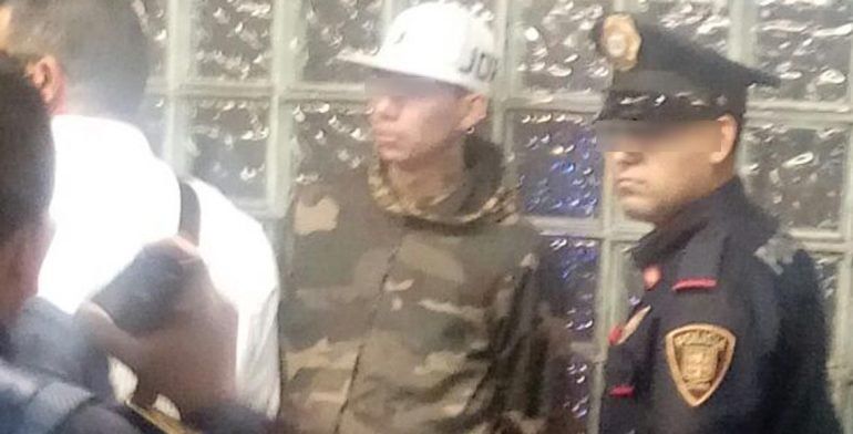 Detienen a presunto homicida en Metro Atlalilco