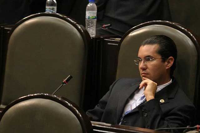 Acusan a Ricardo Anaya de hacer fraude con estatutos del PAN - Miguel-Ángel-Toscano