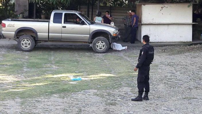 Asesinan a militar a balazos en Michoacán