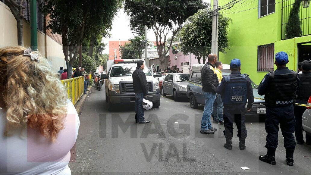 Hombre muere electrocutado mientras pintaba en Miguel Hidalgo - Muere-Hombre-Electrocutado-3-Foto-de-Noticias-en-Imagen