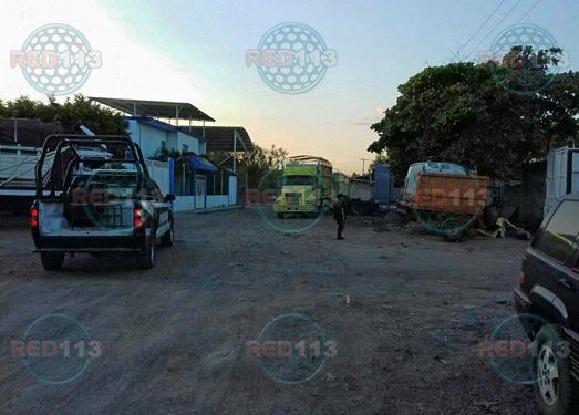 Enfrentamiento armado en Michoacán provoca movilización policiaca - Nueva-Italia-enfrentamiento-2