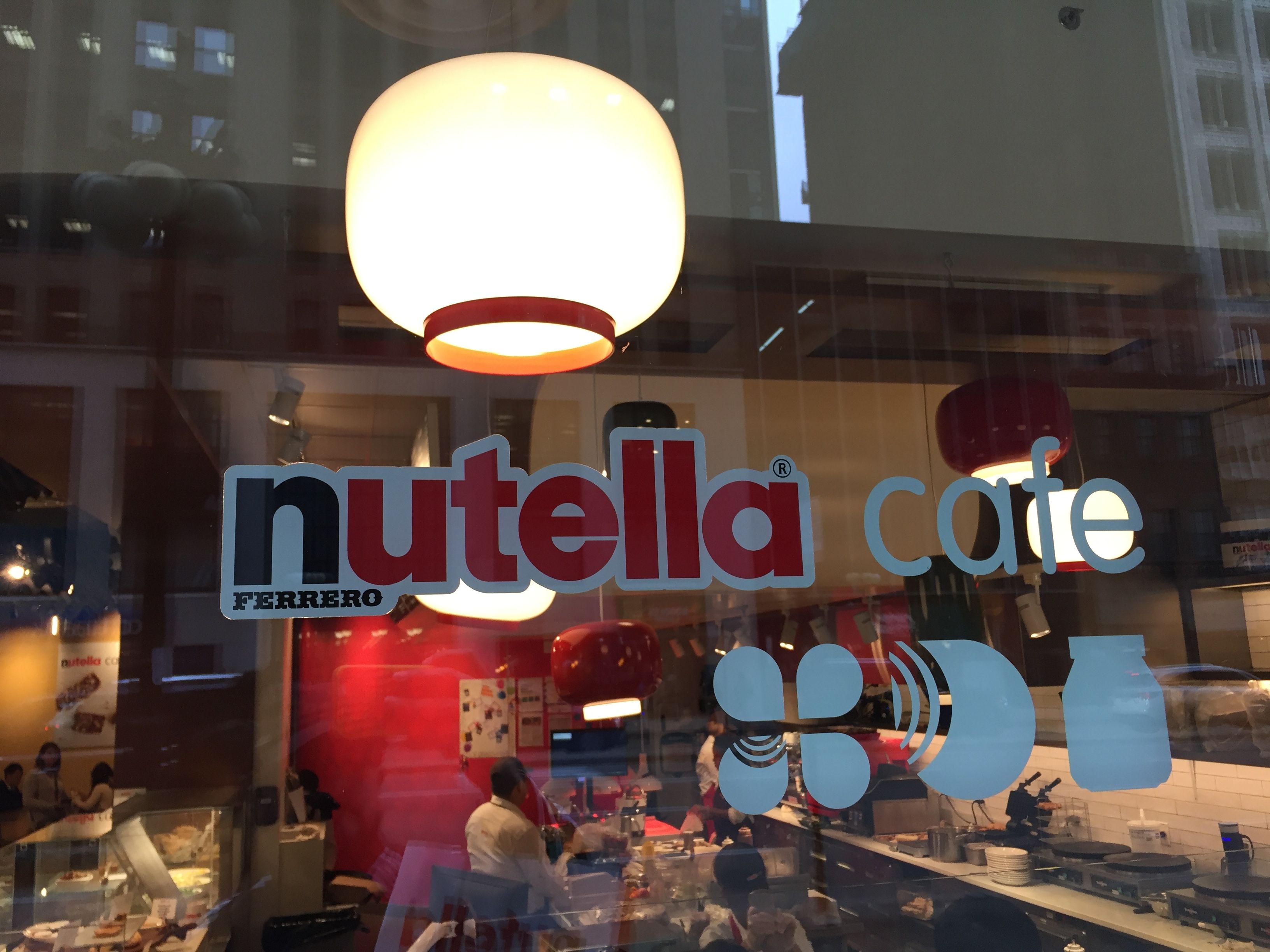 Así es el restaurante de Nutella de Chicago - Nutella-Cafe-Chicago-7