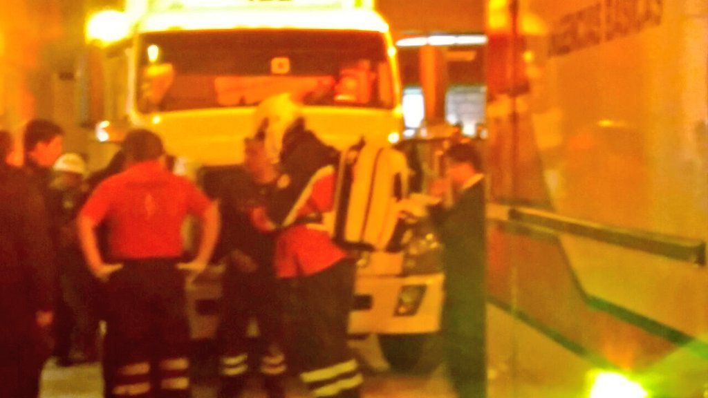 Hombre muere tras caer 10 metros en Centro Santa Fe