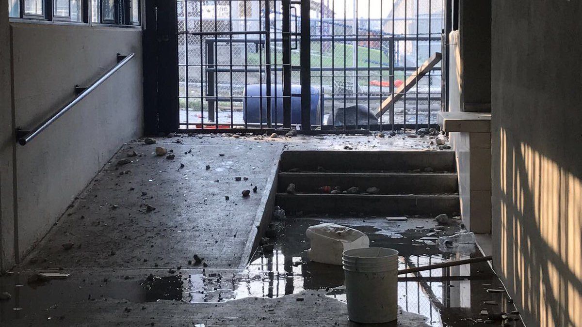 Vinculan a proceso a 11 reos en Cadereyta por motín