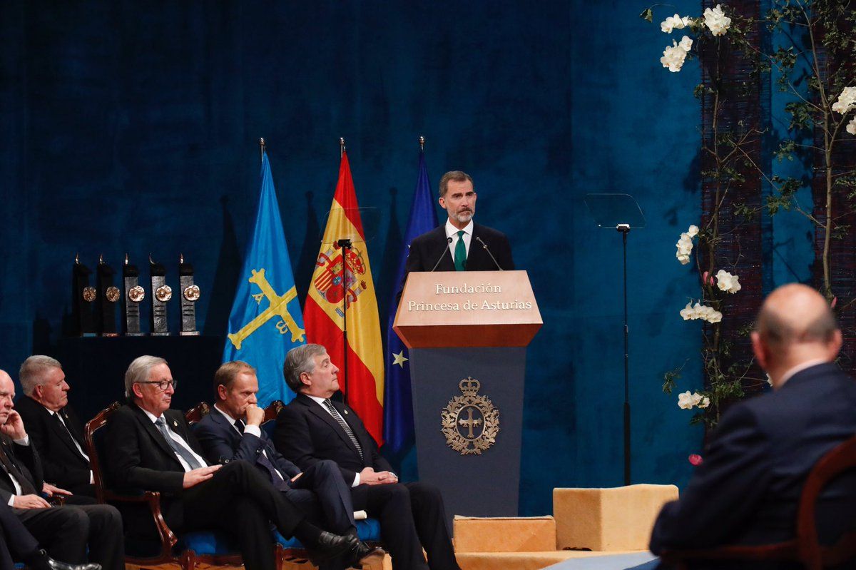 España tiene que enfrentar inaceptable intento de secesión: Felipe VI