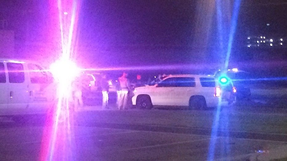 Asesinan a policía en universidad de Texas