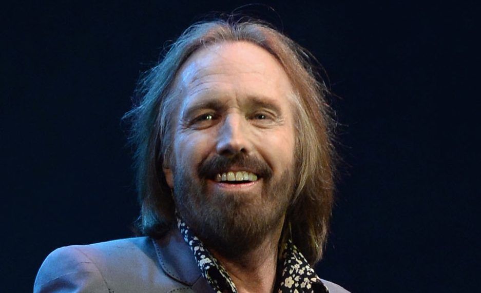 Las celebridades muertas más exitosas de 2017 - Tom-Petty-2-Foto-de-Internet-e1507008464948