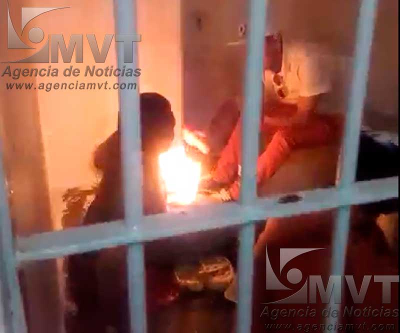 Investigan presunta agresión de reos en penal Neza-Bordo - Tortura
