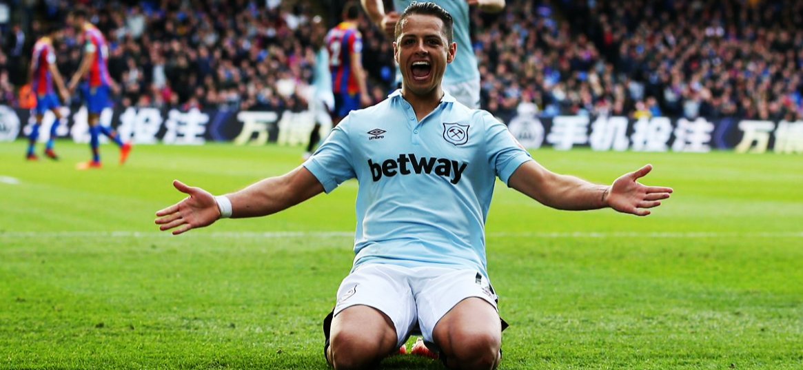 Chicharito anota en empate ante Crystal Palace