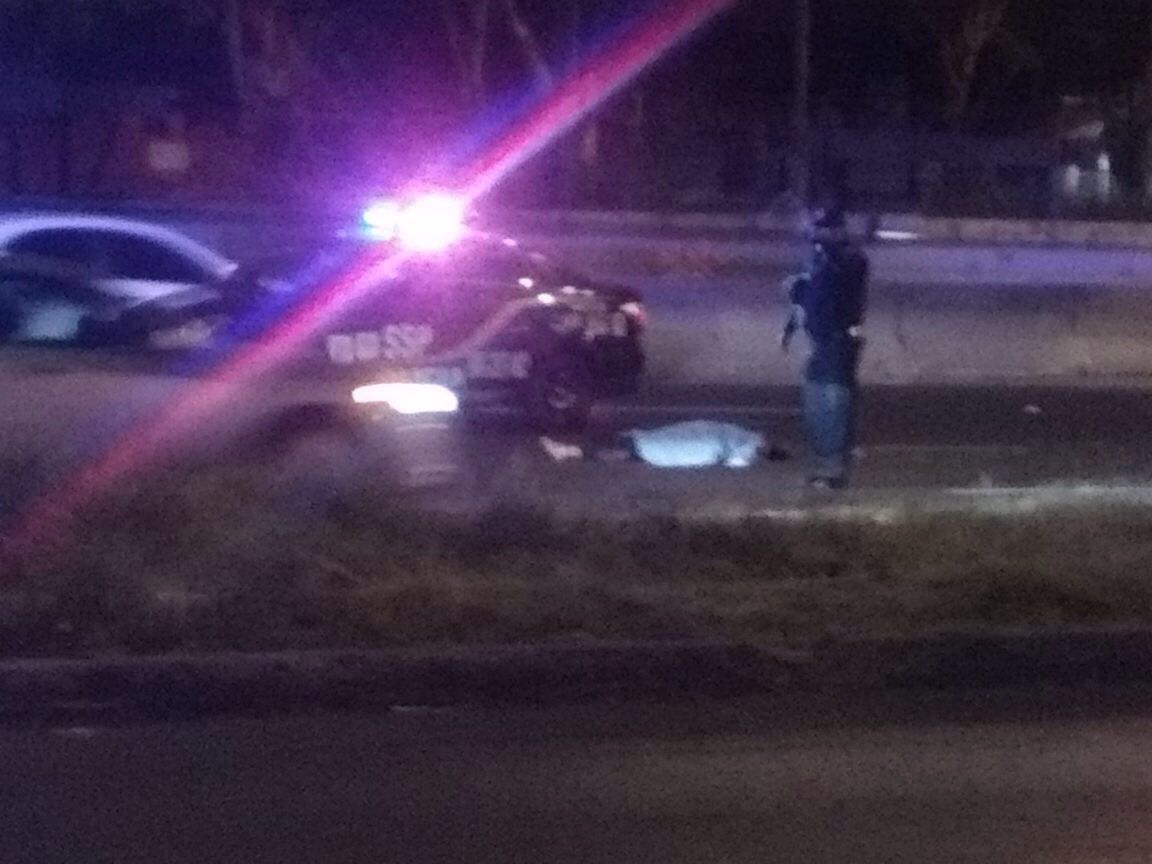 Muere mujer tras aventarse de puente en Calzada Zaragoza - agricola-pantitlan