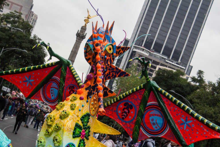 Desfilarán alebrijes gigantes por la Ciudad de México