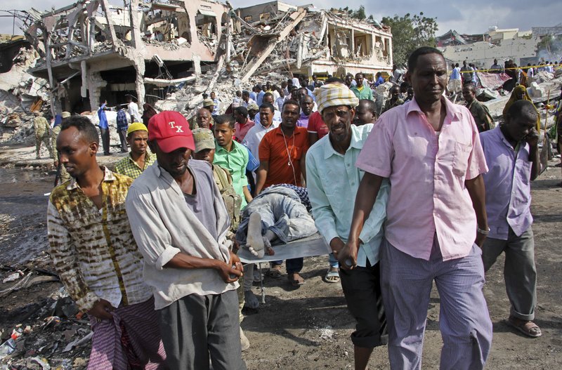 Atentado en Somalia deja al menos 276 muertos