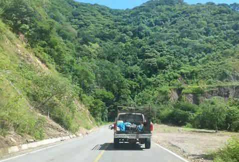 Costo de carretera Mascota-Vallarta subió 55 por ciento por fallas
