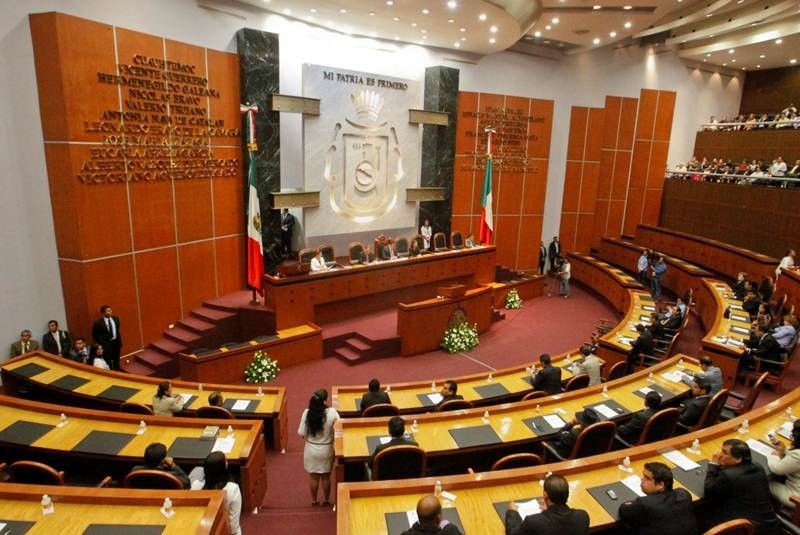 Alcalde de Chilpancingo pide licencia - congreso_guerrero_archivo-movil
