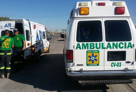 Encuentran a hombre convulsionando en carretera de Torreón - cruz-verde-torreon