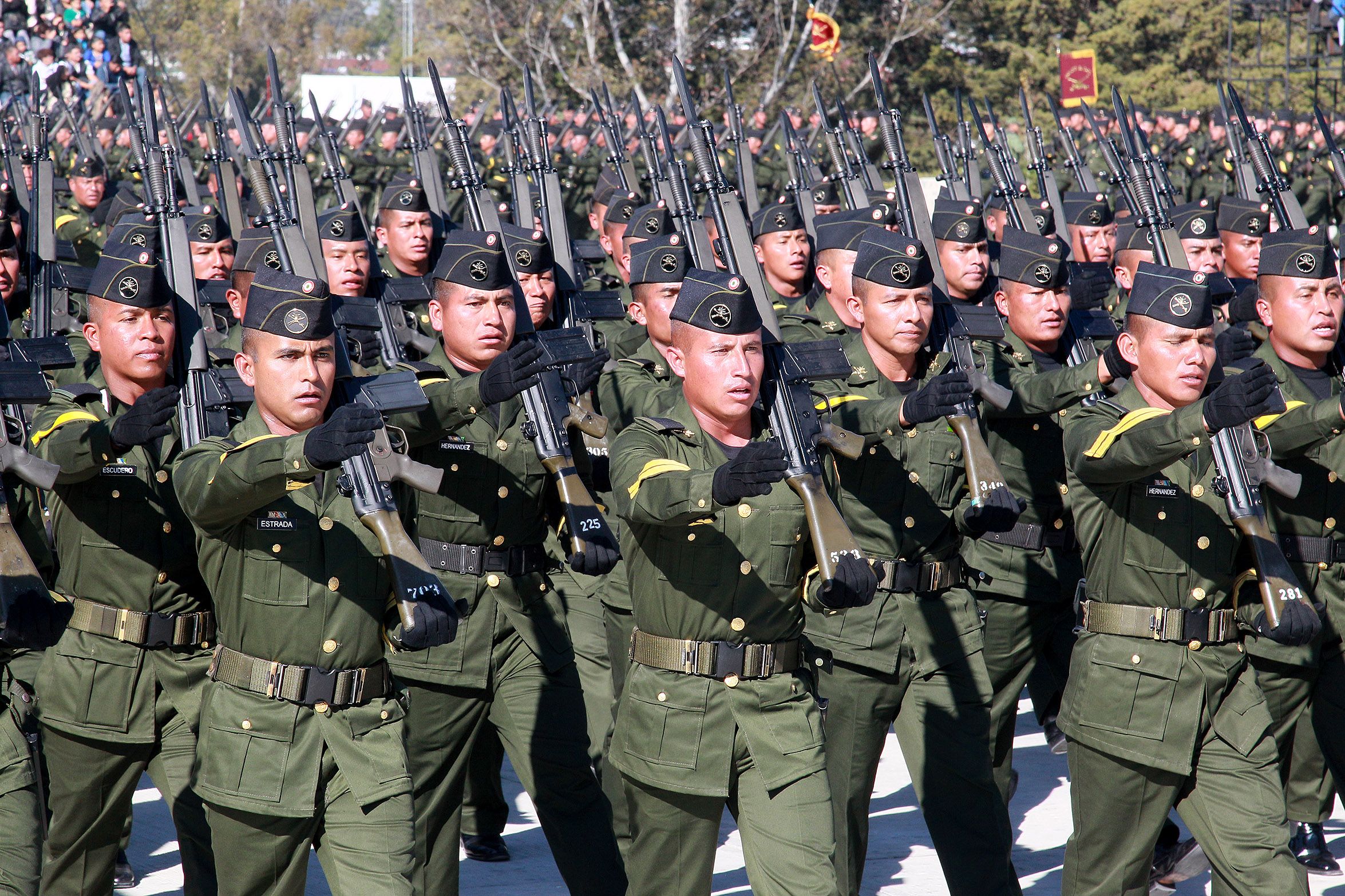 Fuerzas Armadas estrenarán himno el 20 de noviembre
