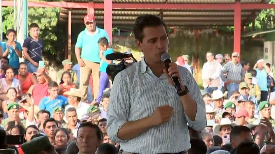 EPN pide el compromiso de familias chiapanecas en la reconstrucción - epn-23