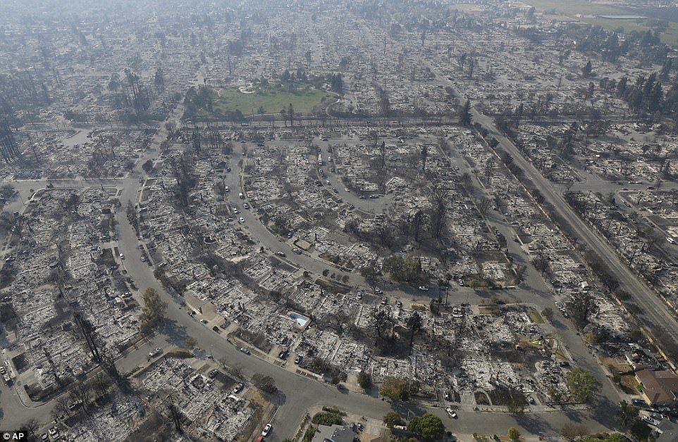 Aumenta a 24 cifra de muertos por incendios en California - fire-california-3