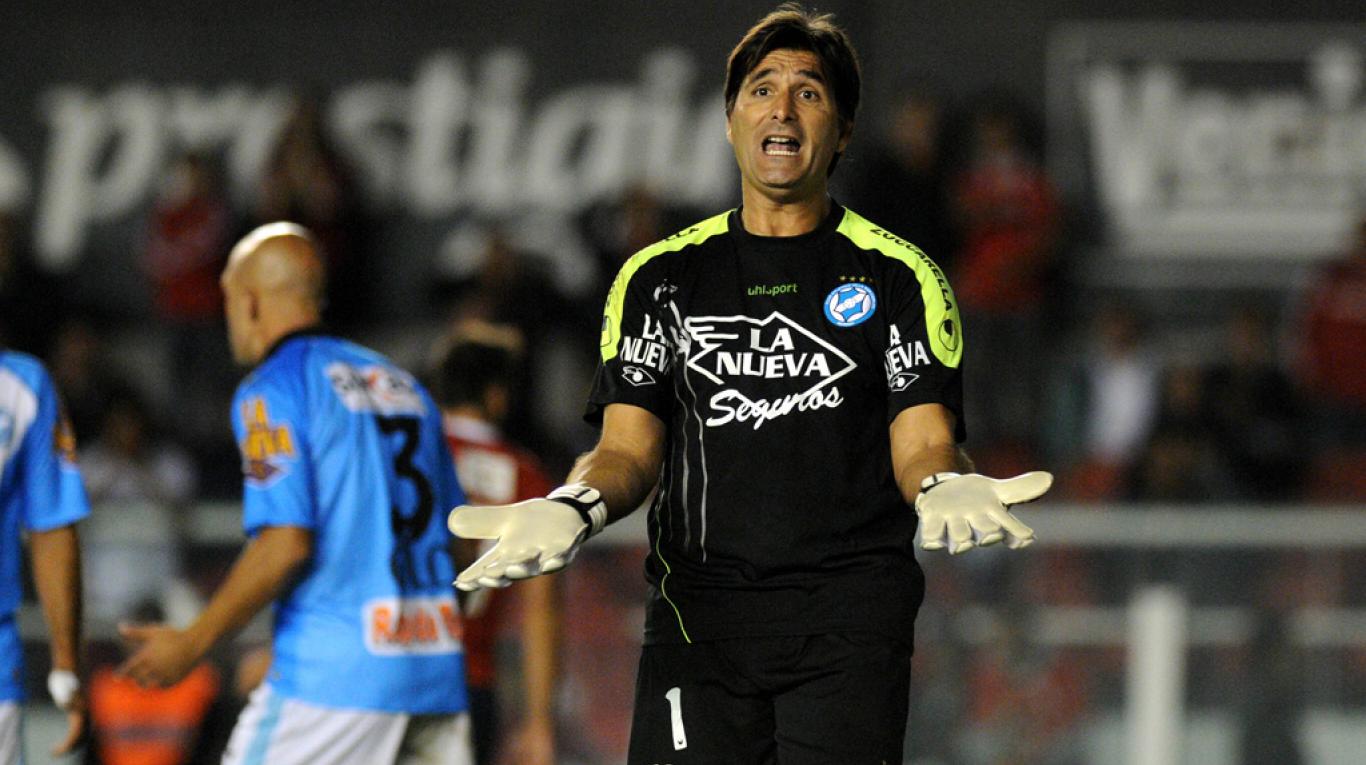 #Video Exfutbolista amenaza a conductor de televisión - gaston-sessa