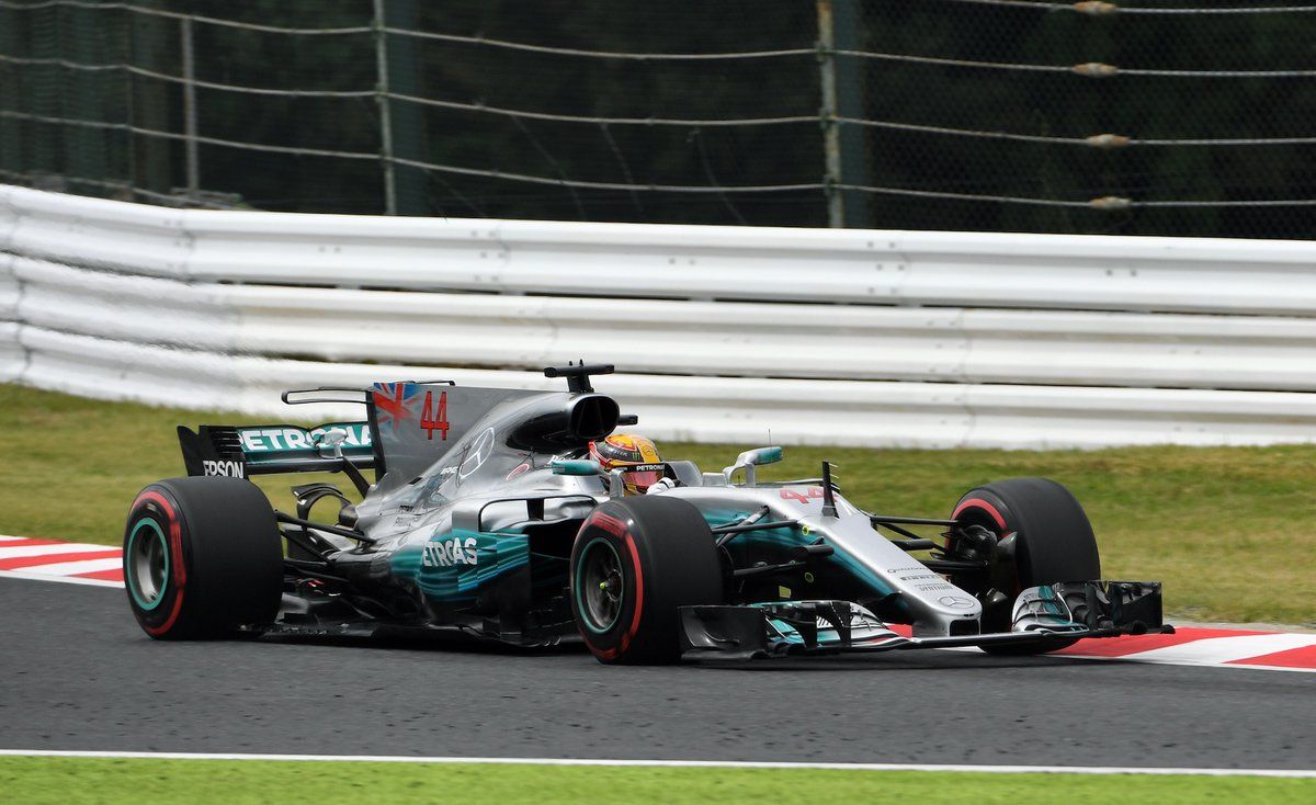 Hamilton logra la pole position en el GP de Japón