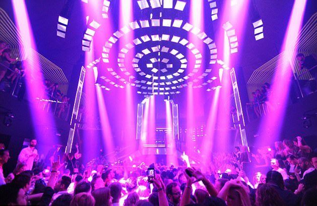 Hamilton viajó a Miami para celebrar su cuarto título de F1 - hamilton-lv-miami-e1509378196412