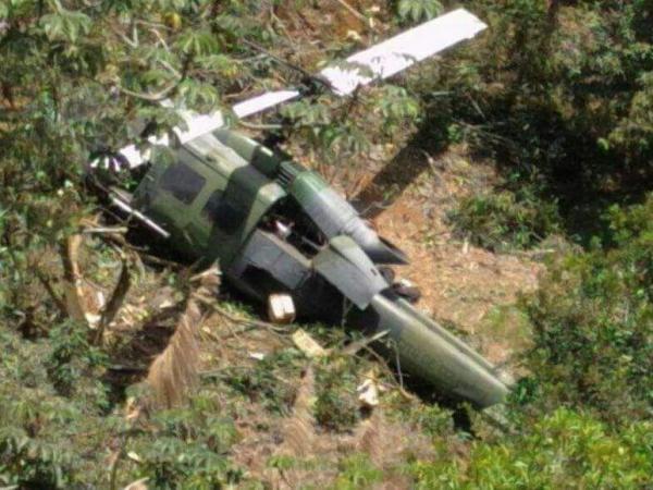 Caída de helicóptero militar en Colombia deja 10 heridos - helicoptero-colombia-3