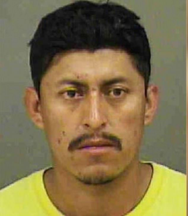 #Video Policía mata a latino con las manos arriba - hispano-3