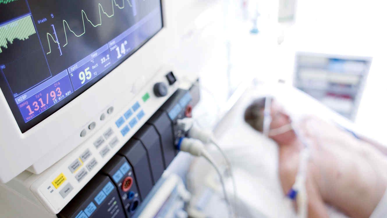 Científicos sacan de coma a hombre tras 15 años - hombre-en-coma