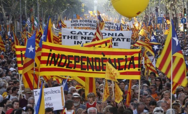 España advierte a Cataluña por posible declaración de independencia