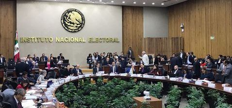 Candidatos presidenciales gastarían poco más de 429 mdp en campaña