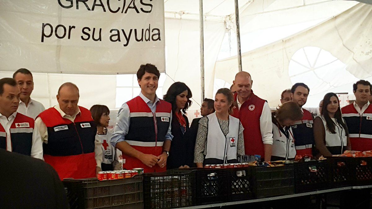 Justin Trudeau visita la Cruz Roja Mexicana