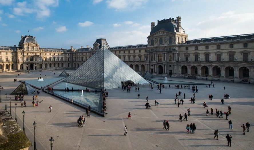 Museo de Louvre descarta obra por ser sexualmente explícita