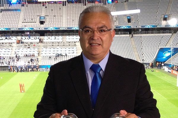 Los latinos más influyentes en los deportes - luis-omar-tapia