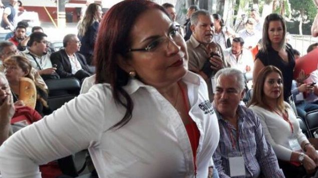 "Tendría que robar si me bajan el sueldo": diputada - maria-del-refugio