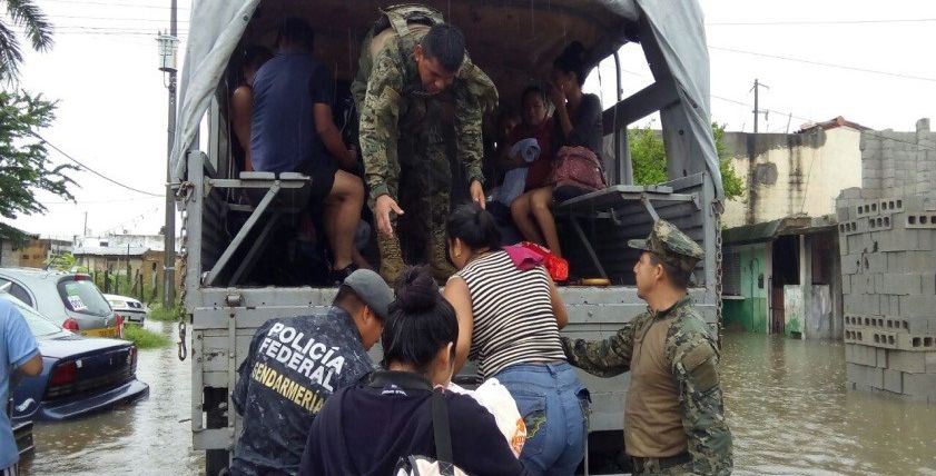 Evacuan a 334 personas en Tamaulipas por lluvias - marina-lluvias-tamaulipas1