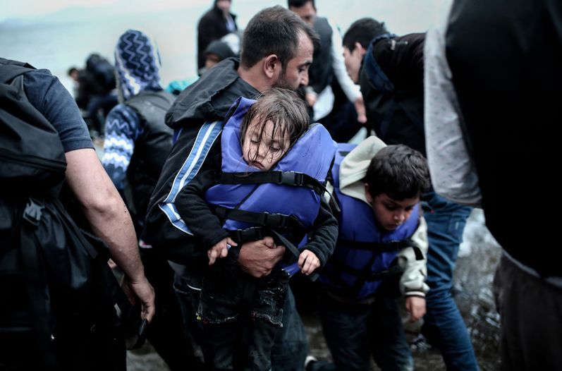 Acusan a UE de intensificar deportaciones de afganos pese a violencia - migrantes-afganistán