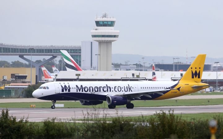 Quiebra de Monarch Airlines deja 110 mil personas varadas en Europa - monarch