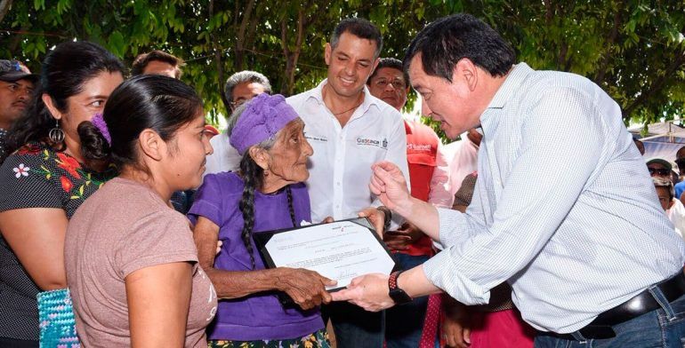 Invierten 47 mdp para reactivación de economía en el Istmo de Oaxaca - osorio-chong-3