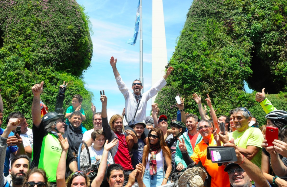 Este argentino dio la vuelta al mundo en su bicicleta - pablo-garcia-argentino-ciclista
