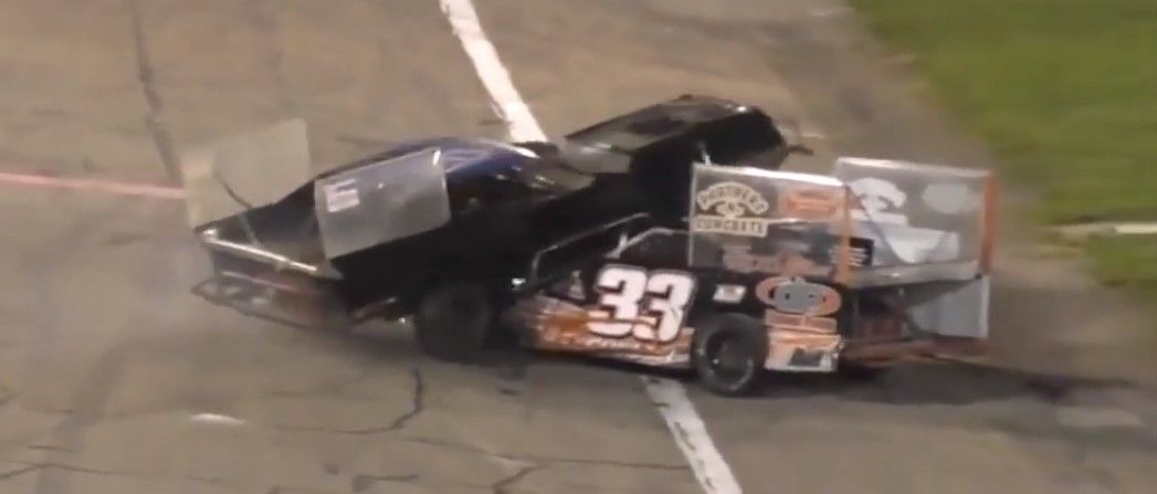 #Video Pilotos protagonizan insólita pelea en autódromo de Indiana