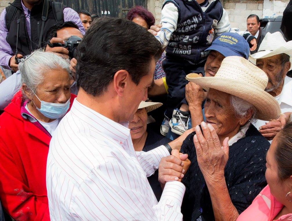 Se necesitan 20 mil mdp para reconstruir escuelas: Peña Nieto - peña-nieto-45