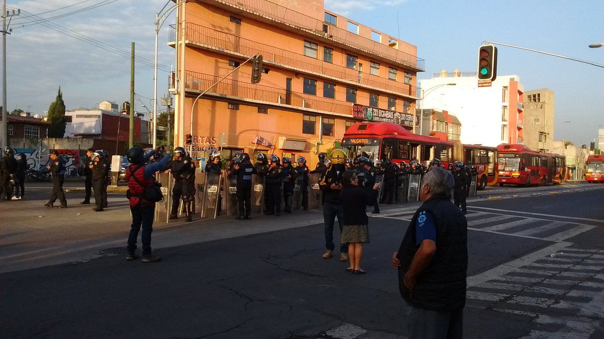 Colonias del oriente de la CDMX llevan mes y medio sin agua - protestas-eje-4-2