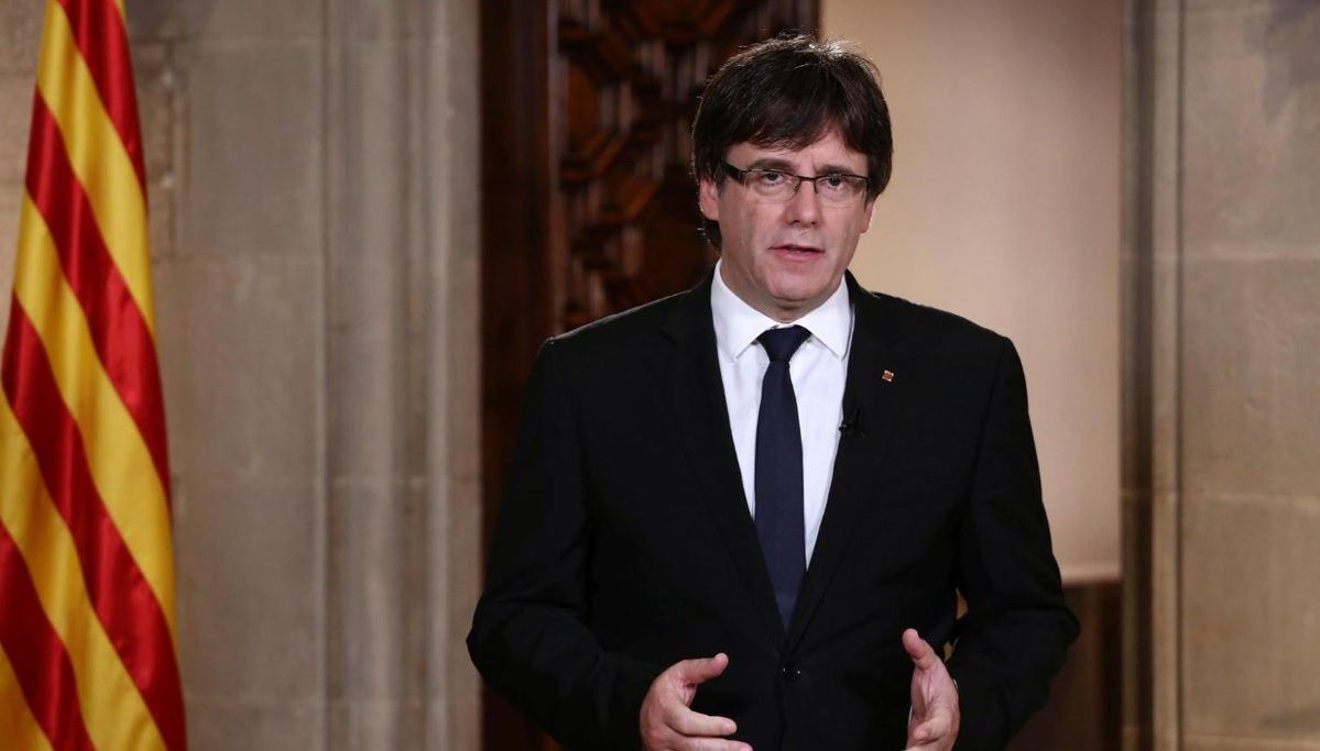 Entrega de Puigdemont a justicia española tardaría al menos dos meses