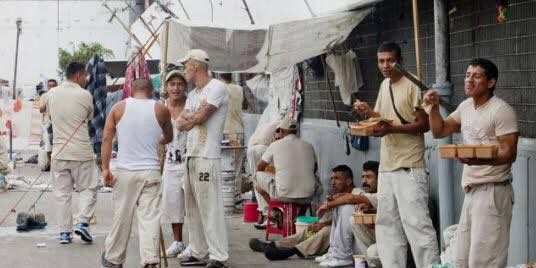 Riña en el Reclusorio Oriente deja un reo muerto